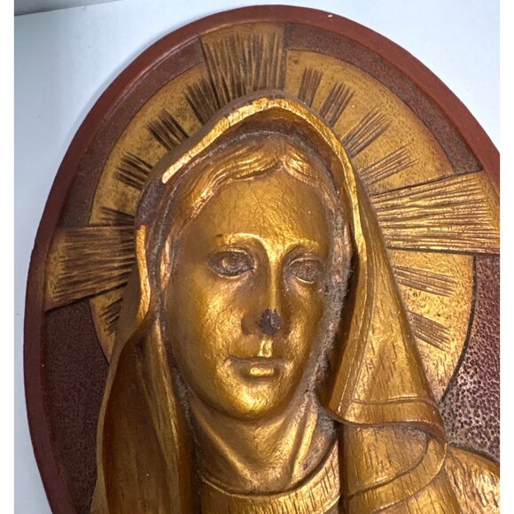 Vintage Mother Mary Gold Toned Carved Resin 3D Wall Plaque 7" - Picture 4 of 9